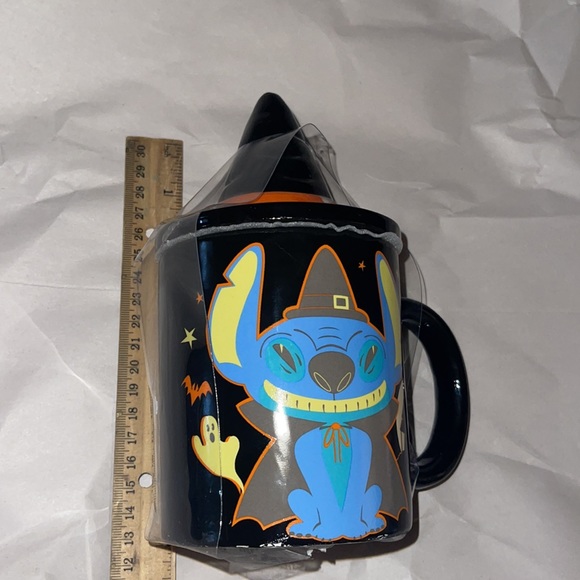 Stitch Halloween Mug - Picture 4 of 5